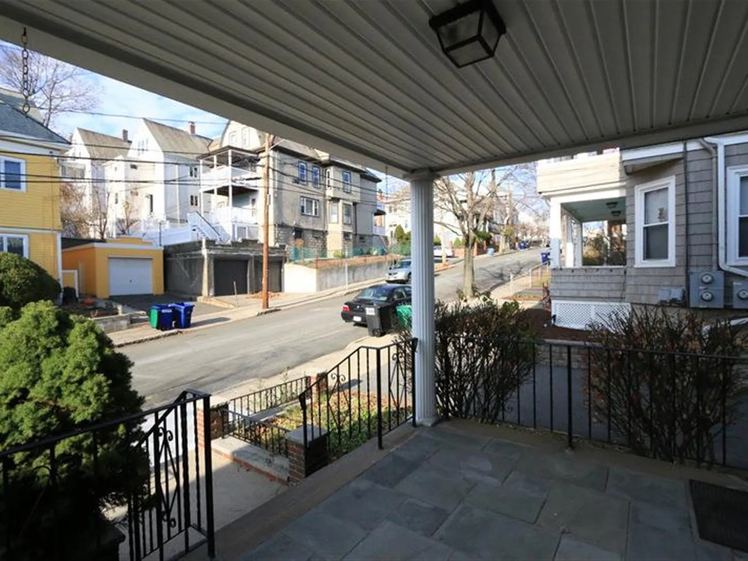 2 bed, 1000 sqft, $2,900 — Photo 3