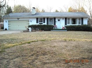 608 Joy Rd, Battle Creek, MI 49014