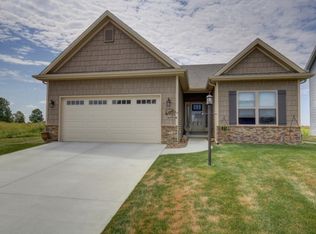 201 Capitol St, Savoy, IL 61874