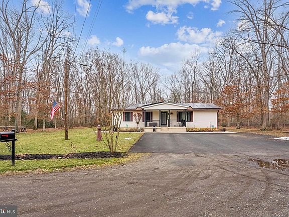 2nd image of 60 Spaulding Dr