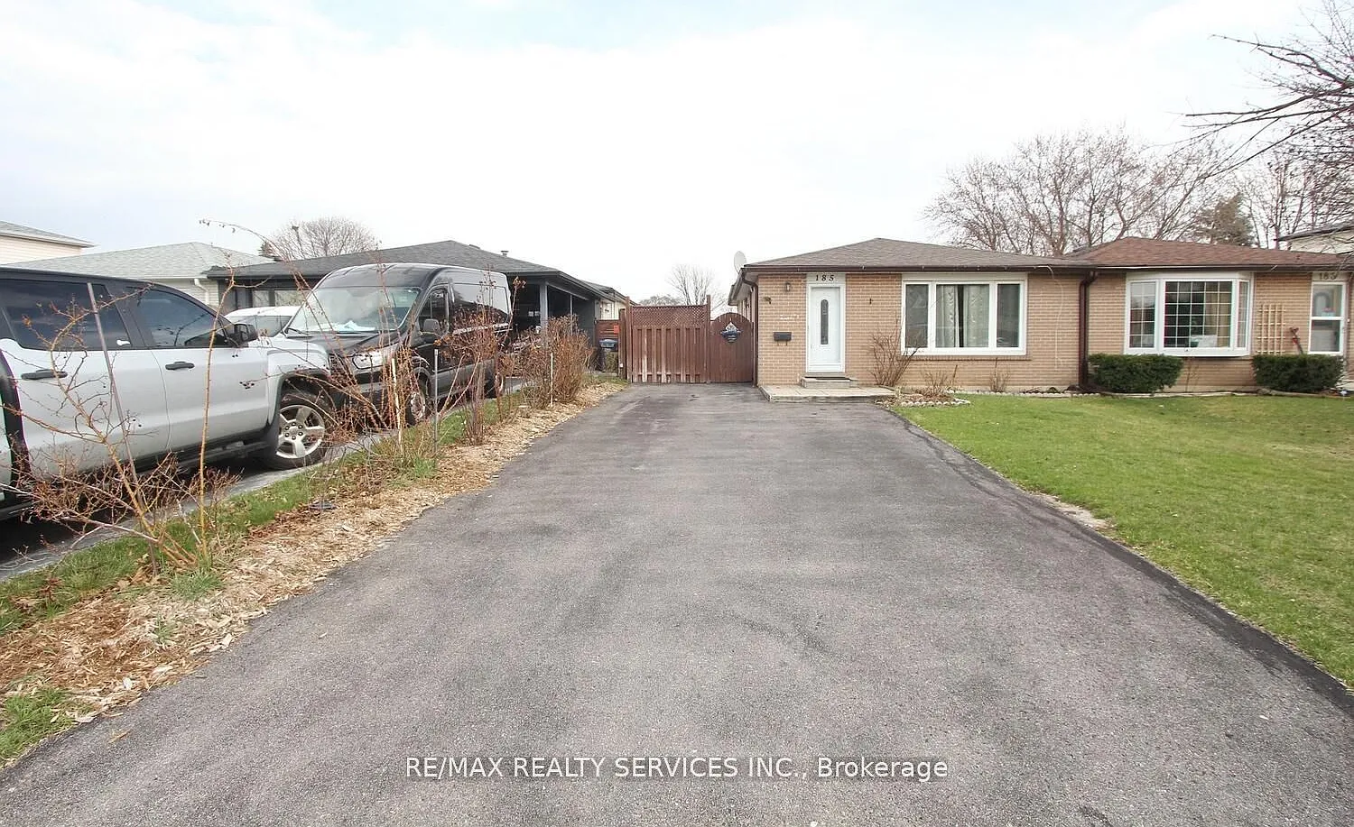 4 bed, $3,200 — Photo 3