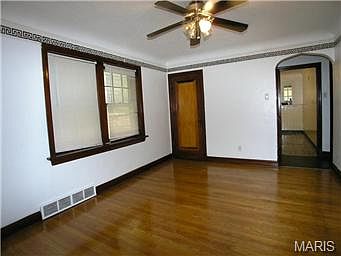 2nd image of 1441 Switzer Ave