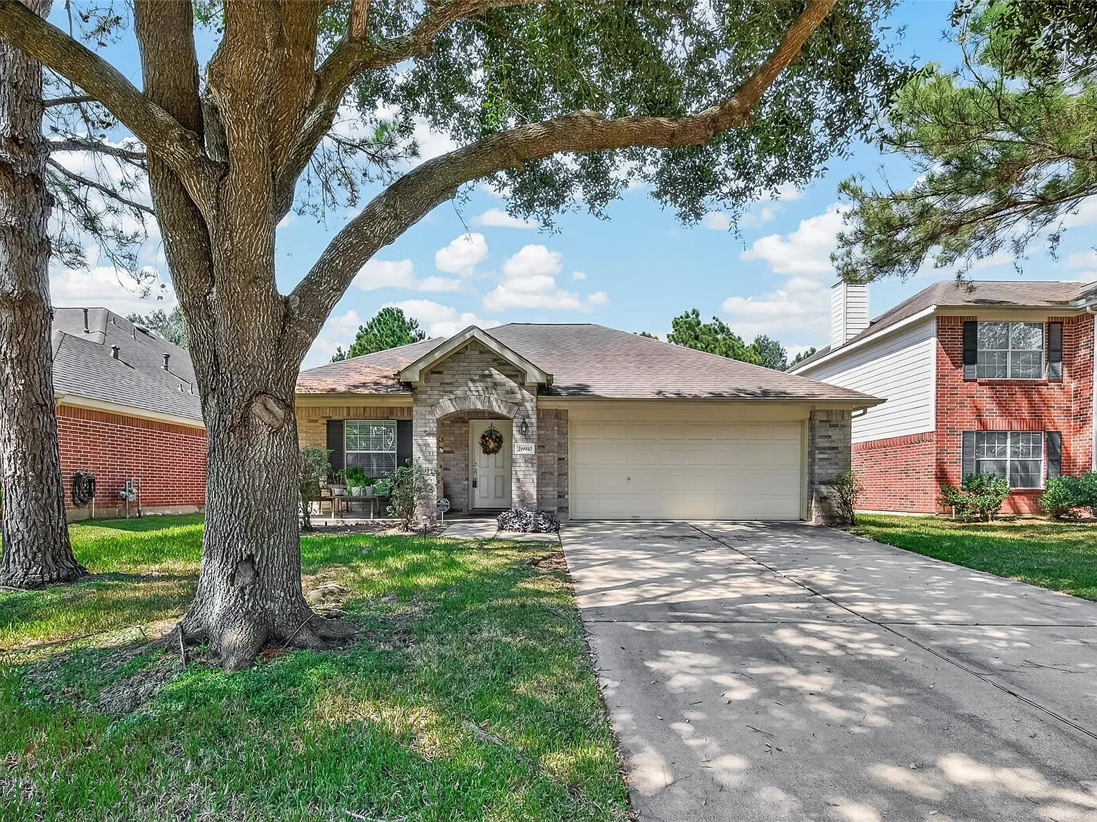 3 bed, 2.0 bath, 1513 sqft, $2,100 — Photo 3