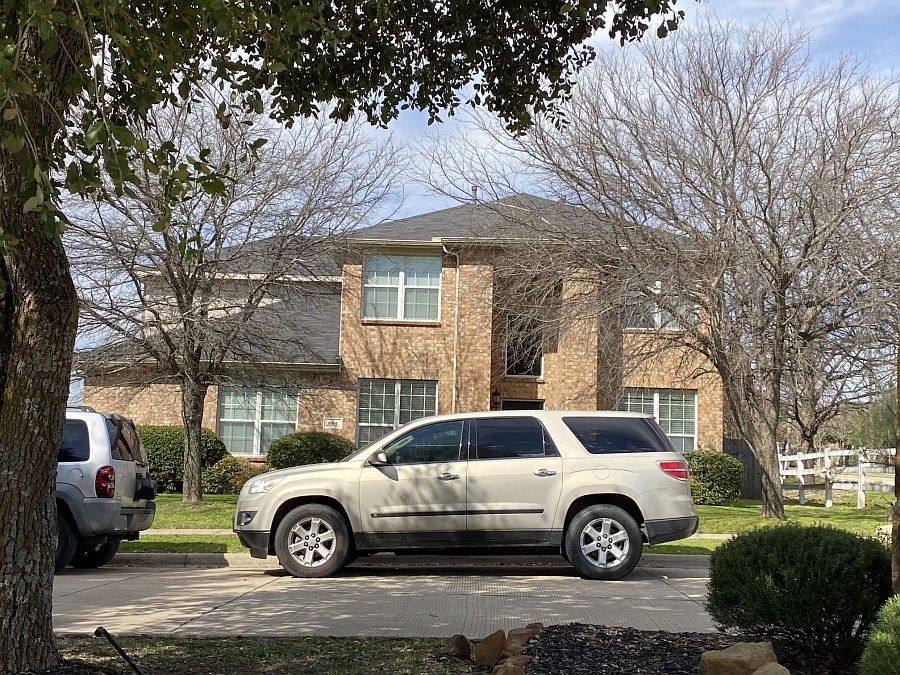 1st image of 1301 Wolf Dr