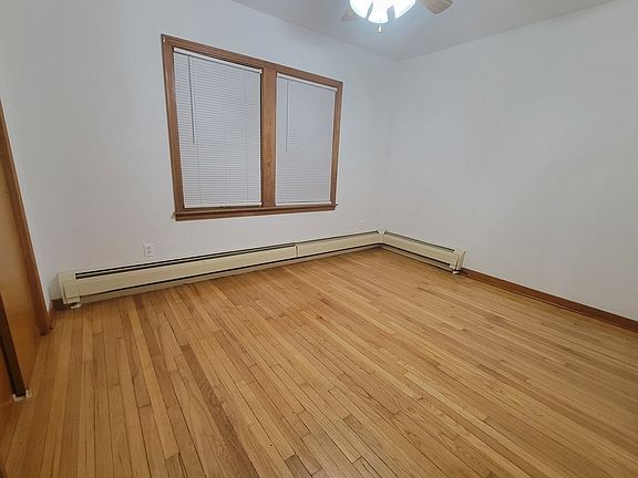 5th image of 1018 Lincoln Ave