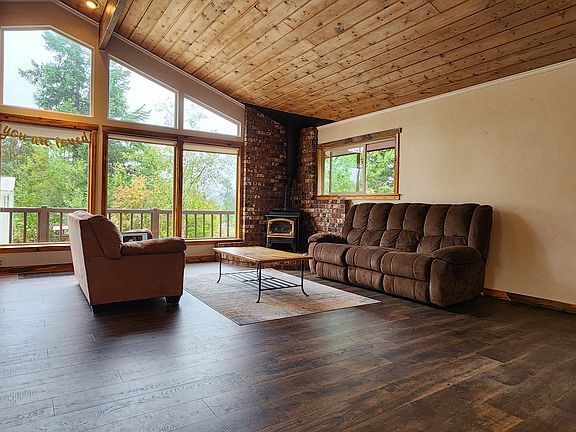 Great Room with gas fireplace