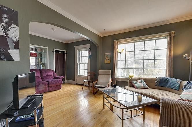 1st image of 1133 E Meinecke Ave Floor 2
