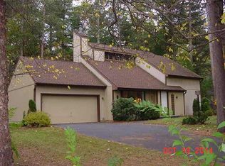 9 Woodmint Pl, Malta, NY 12020