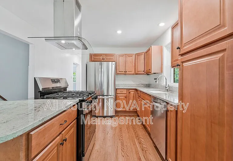 3160 Ravenwood Dr — Photo 10