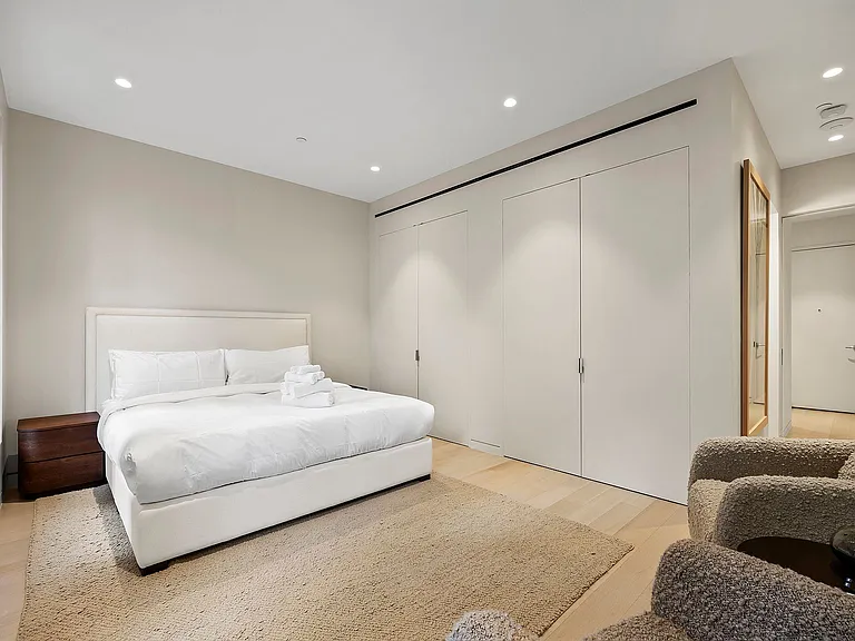460 W 44th St #3 — Photo 13