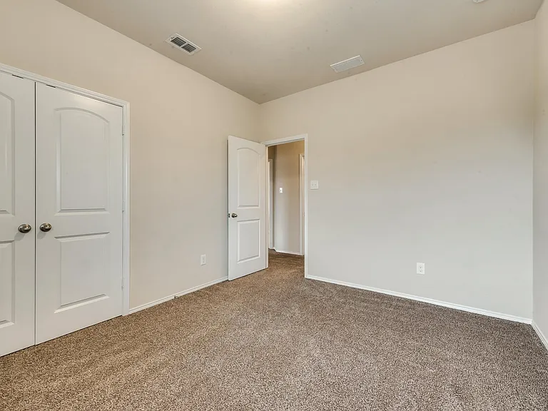 4721 Lazy Oaks St — Photo 23