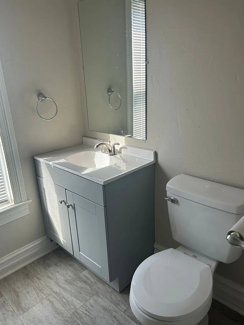 1 bed, 500 sqft, $895 — Photo 3
