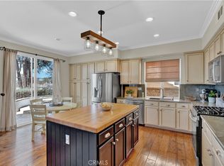 11 Spring View Way, Rancho Santa Margarita, CA 92688