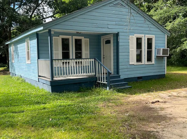 408 Wagram Street, Laurinburg, NC 28352