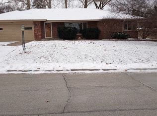 2005 74th St, Windsor Heights, IA 50324