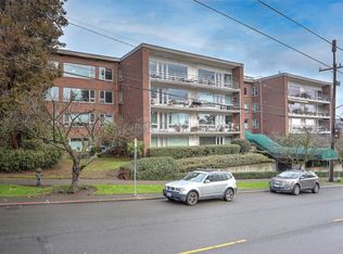 530 W Olympic Place #304, Seattle, WA