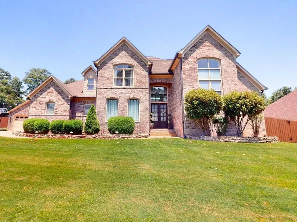 9240 Bluebird Hill Cv, Lakeland, TN 38002