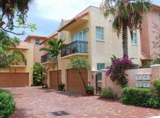 1130 NE 17th Way, Fort Lauderdale, FL 33304