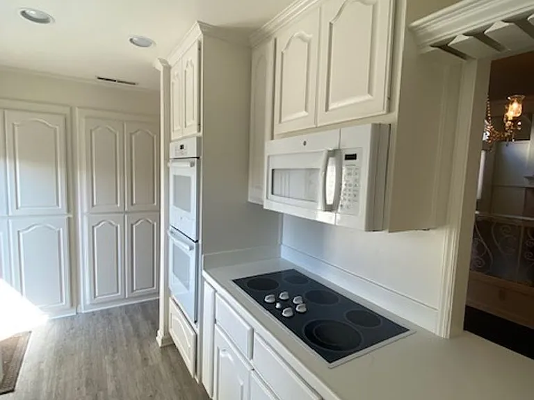 707 Timber Trl — Photo 12