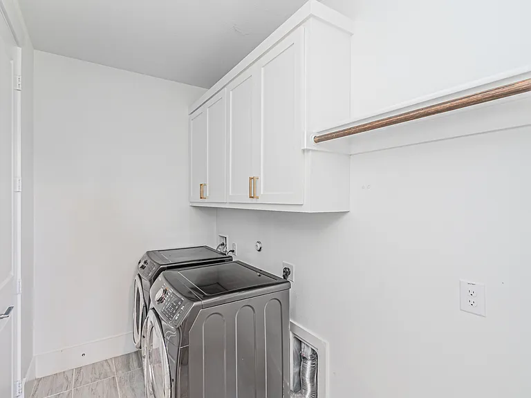 4878 Limousine Ln — Photo 27