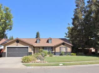 3238 W Calimyrna Ave, Fresno, CA