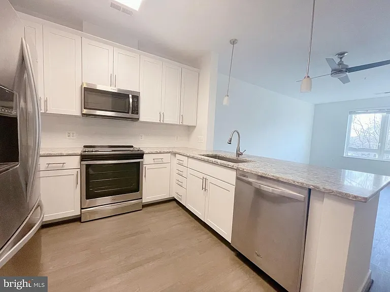9450 Silver King Ct #304 — Photo 18