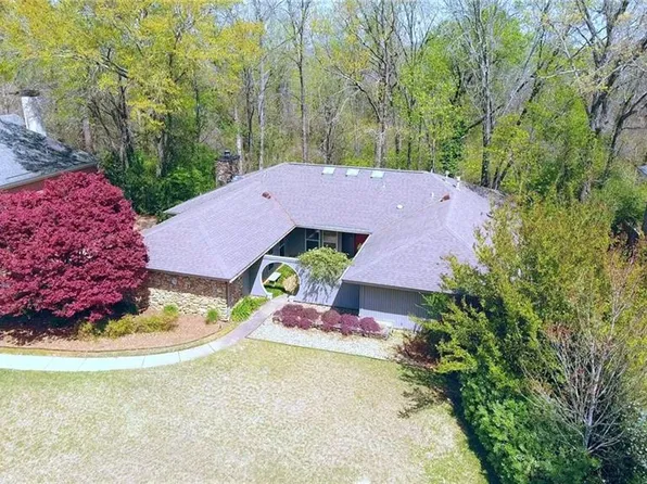 46 Creek Dr, Montgomery, AL 36117