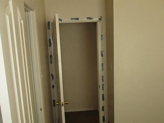 4th image of 1605 Glenn James Pl #El