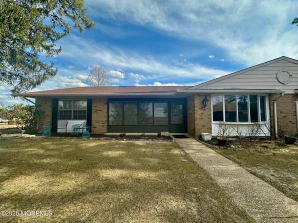 52A Buckingham Drive, Manchester, NJ 08759