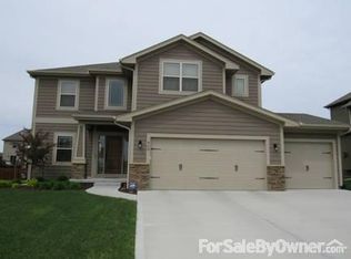 409 SW Webster Dr, Blue Springs, MO 64014