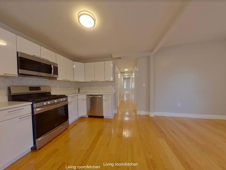 1st image of 124 Berkshire St #23