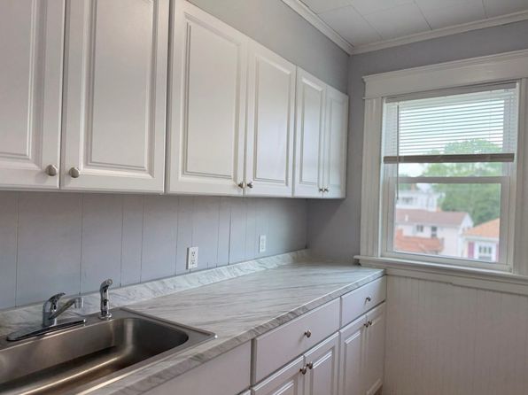 161 Farm St FLOOR 3