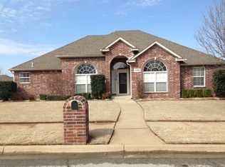 2208 N 12th Pl, Broken Arrow, OK 74012