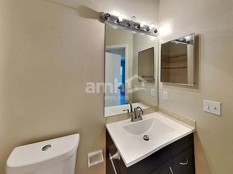 12061 Winding Woods Way — Photo 17