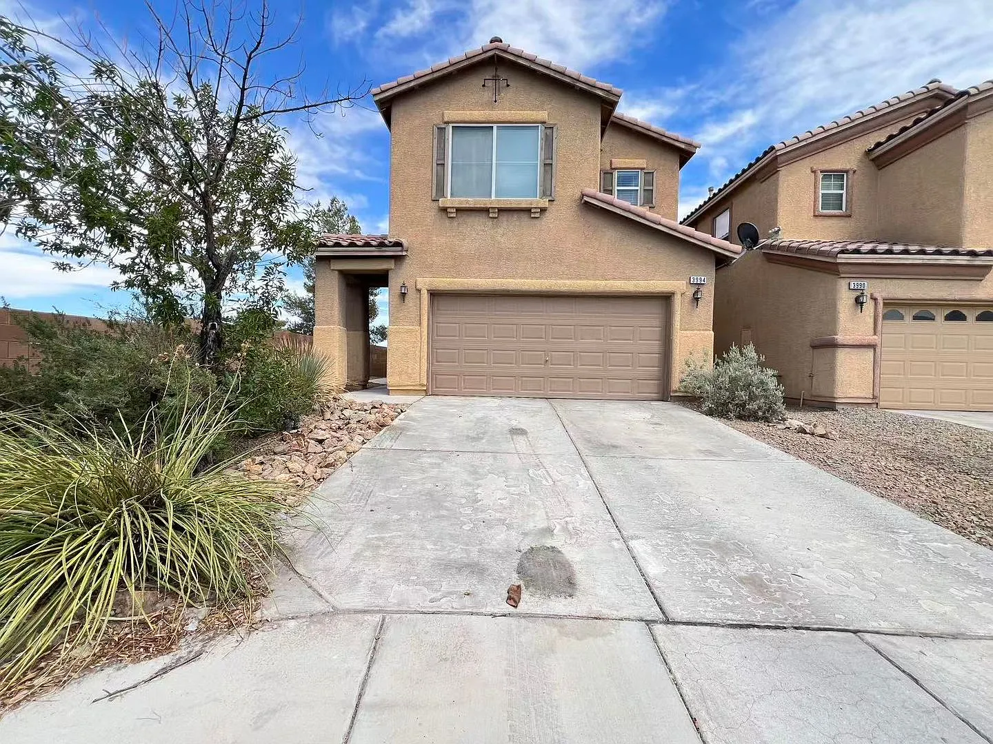 3 bed, 2.5 bath, 1835 sqft, $1,850 — Photo 1