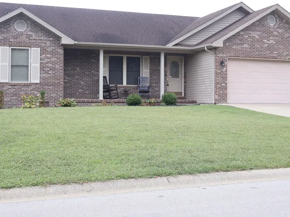 161 Swiss Stone Way E, Mount Sterling, KY 40353