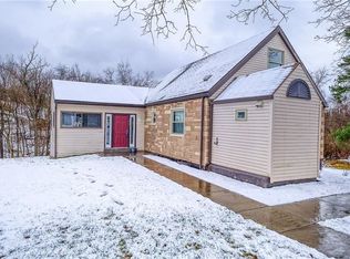 224 Roberts Rd, Pittsburgh, PA 15239