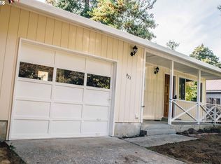 921 Riverside Dr, Vernonia, OR 97064