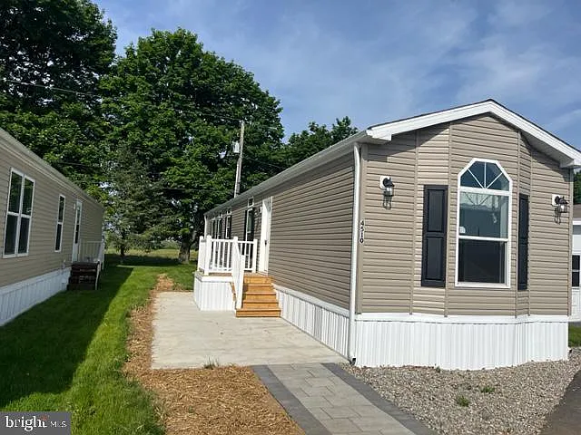 5190 Stone Terrace Dr photo 1
