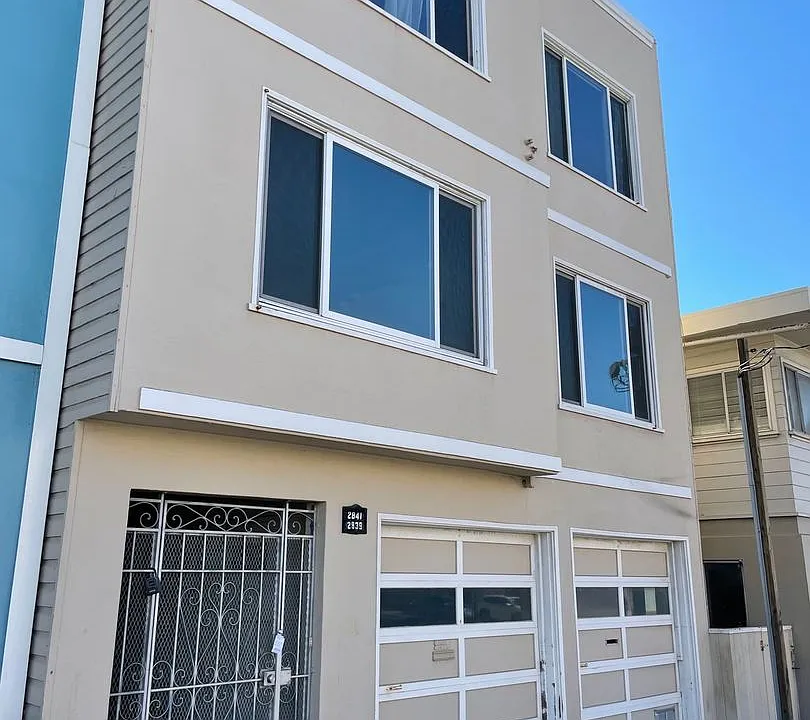 2839 Taraval St