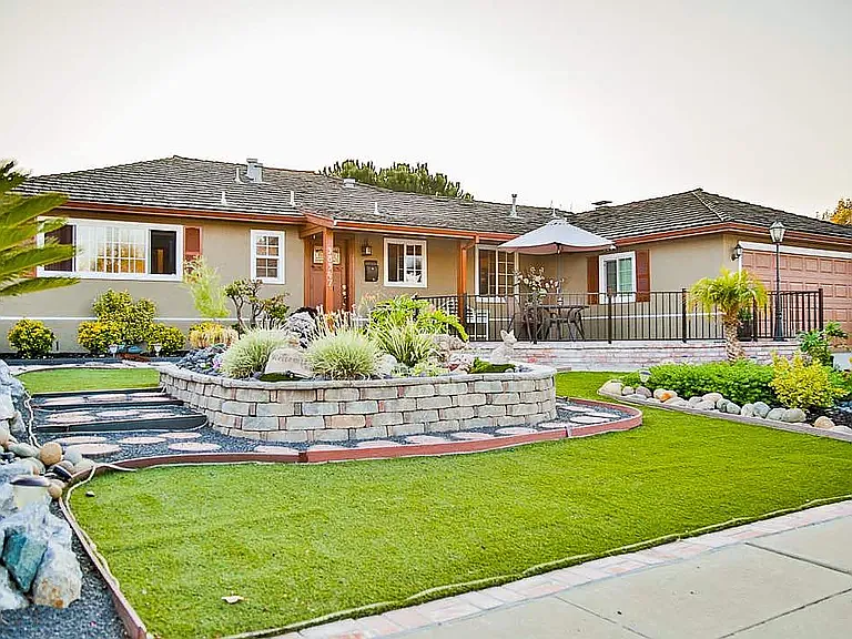 38347 Granville Dr