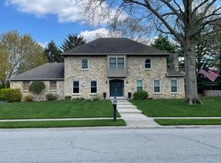 10185 E Lakeshore Dr, Carmel, IN 46033