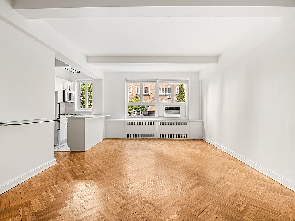 1st image of 333 W 57th St APT 201