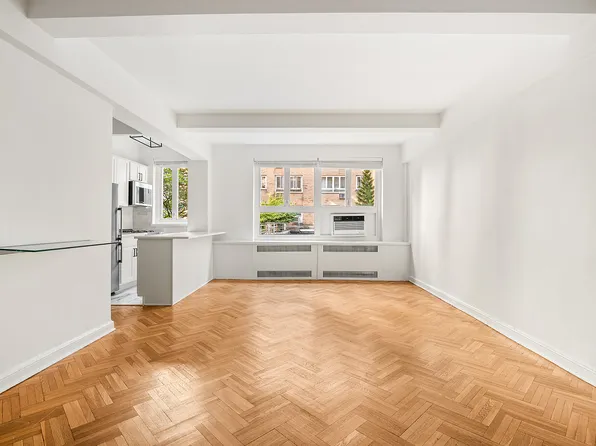 333 West 57th Street image 1 of 6