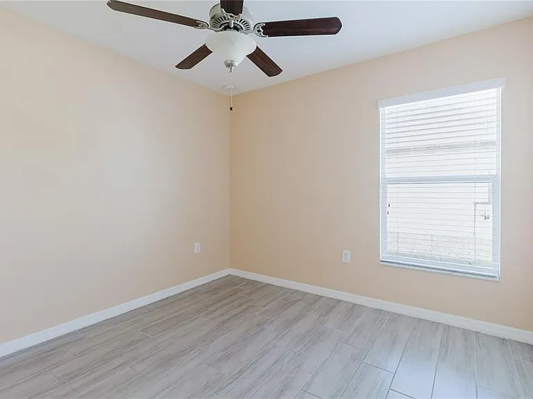 304 Cascade Bend Dr — Photo 48