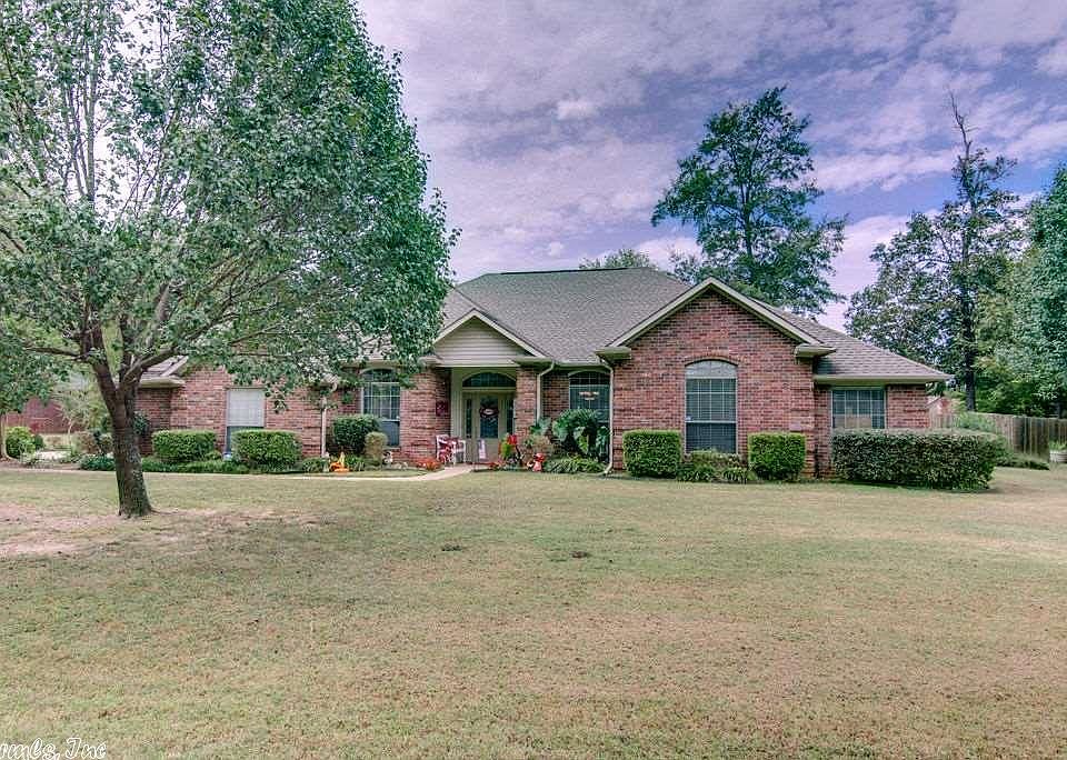 1st image of 6805 Sanderson Ln