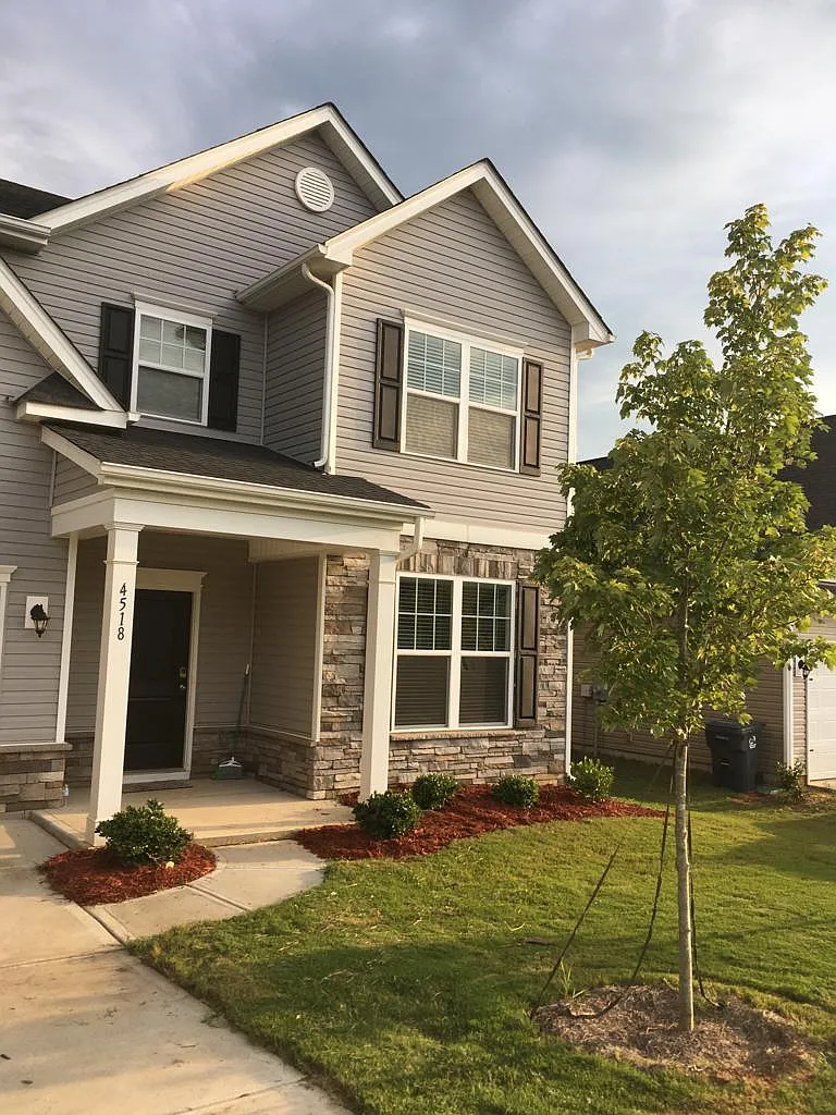 4518 Dover Ct — Photo 2