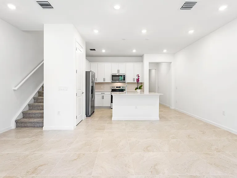 4333 Efendi Dr — Photo 14