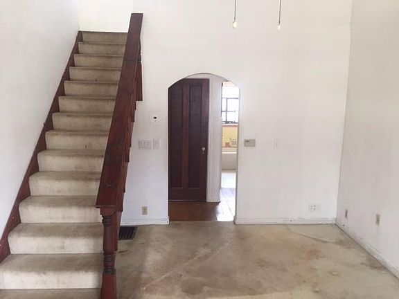 2nd image of 5746 Wintrop Ave