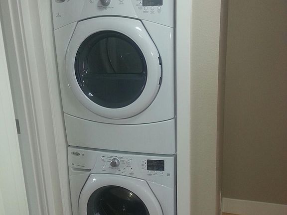 4th image of 1463 E 19th Ave APT 1